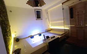 Suite61